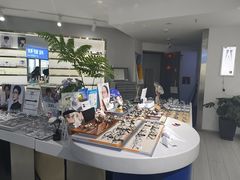 -视野联行眼镜蔡司·依视路官方授权店(顺城店)