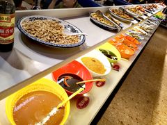 -爱客得牛排海鲜烤肉·火锅自助(春熙路黑金好店)