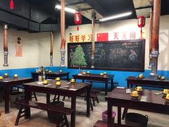 大堂-喝丢一只鞋·东北烤肉·烧烤·铜火锅(江宁店)