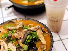 -肥汁米蘭香港米线(长宁来福士店)