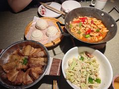 -老湖南民间菜·牛肉十八炒(花都店)