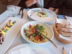 -GreyWhale灰鲸餐厅(武汉国际广场店)
