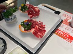 -左庭右院鲜牛肉火锅(金山万达店)