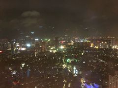 -景月阁空中食府(希尔顿酒店)