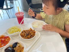 -浦东图书馆读者餐厅