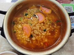 韩式辛拉面-拌来拌去石鍋拌飯(文鼎店)