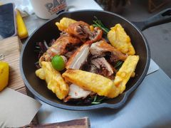 -鹿萤季·营地小馆(皇后公园店)