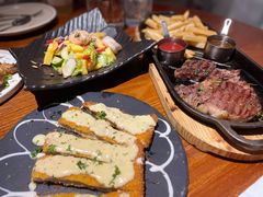-澳骄 Aussie Kitchen·手工披萨·西餐(国大店)