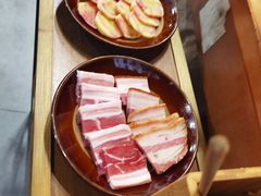 -阿山卓·野生菌火锅·纳西火塘烤肉
