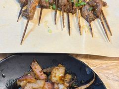 -郑记•不夜城烧烤•龙虾•虾蟹(黄鹤楼店)