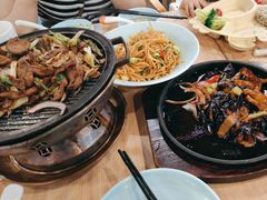 -宏状元现熬粥·京味菜(黄寺大街店)