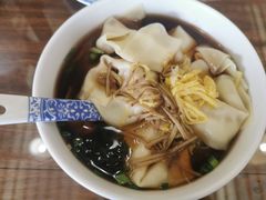 -笑来喜馄饨小笼工坊店(湖滨街店)
