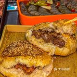 终于在大连吃到黑龙江风味烤饼夹肉‼️嘎嘎香