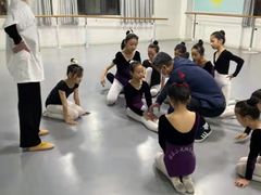 -西安小天鹅艺术团(金花路校区)