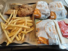 -肯德基(宝利丰店)