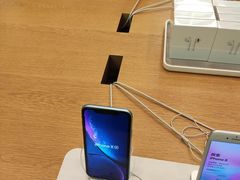 -Apple零售店(华贸购物中心店)