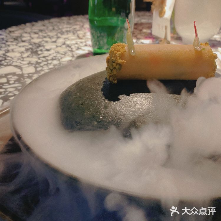 西安｜W酒店旁这家法国菜浪漫出圈[调皮]