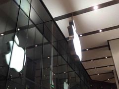 -Apple零售店(华贸购物中心店)