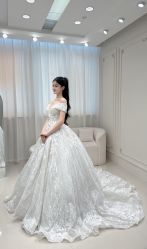 -LOVE SHINE婚纱·红鼎庄龙凤褂·妈妈装定制
