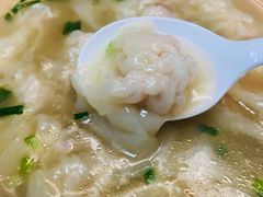 -张阿三馄饨店