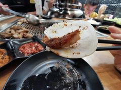 -肉甲韩国木炭烤肉(新壹街1店)