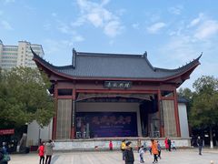 -绳金塔