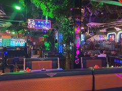 -路边边地标烧烤·川菜·小龙虾·音乐酒馆(良乡长虹店)