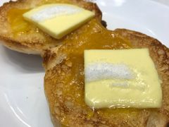 咖吔砂糖鲜油猪仔包-澳门茶餐厅