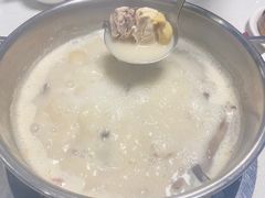 -煲王粤菜餐厅(中侨中心店)