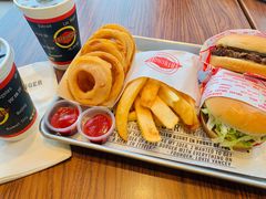 -FATBURGER 特富客汉堡(外交公寓店)