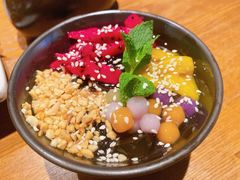 -云海肴·汽锅鸡·云南菜(天山百盛优客店)