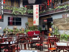-蔼若春.传承三十年云南菜(金碧公园店)