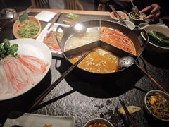 -三出山火锅(南京万象天地店)