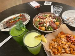 -J's Cafe Lab