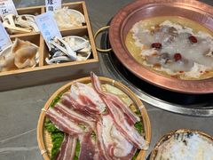 -阿婆情腊排骨火锅·野生菌季(古城旗舰店)