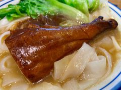 -彩虹站·香港烧腊茶餐厅