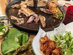 -江南猪肉商会无限续吃(弘大店)
