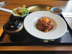 -炼火烤肉店