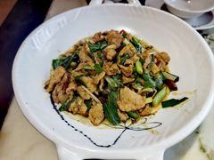 -蔼若春.传承三十年云南菜(金碧公园店)