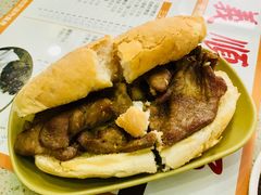 猪扒包-义顺牛奶