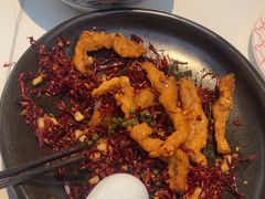 -阿瓦山寨·湘菜现炒·剁椒鱼头王(咸阳总店)