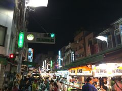 -六合夜市
