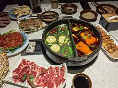 -贵府酸汤牛肉火锅·贵州老字号(飞山街店)