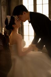 -雪中彩影婚纱摄影·微光艺术中心