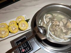 -喃喃椰·糟粕醋·椰子鸡火锅(七堡花园店)