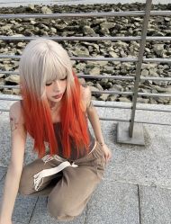 -藤野造型烫发染发