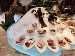 -半岛翡丽海鲜自助餐厅(观风亭店)
