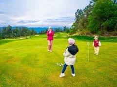 -昆明春城湖畔度假村