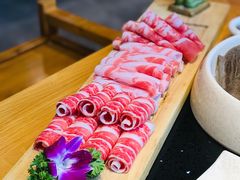 -潘小辣鲜肉老火锅