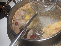 -牛人日志·鲜牛肉骨汤火锅(万科里瑧店)